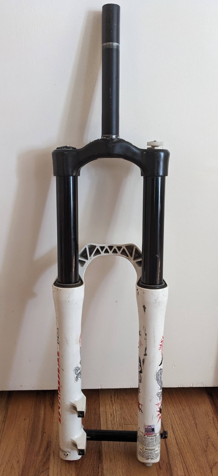 Marzocchi Bomber 66 RC3 Coil Fork, 1 1/8in steerer