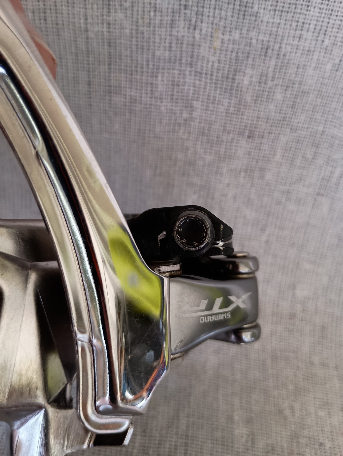Shimano XTR FD-M961, Triple, Dual Pull, 31.8mm High Clamp, Front Derailleur