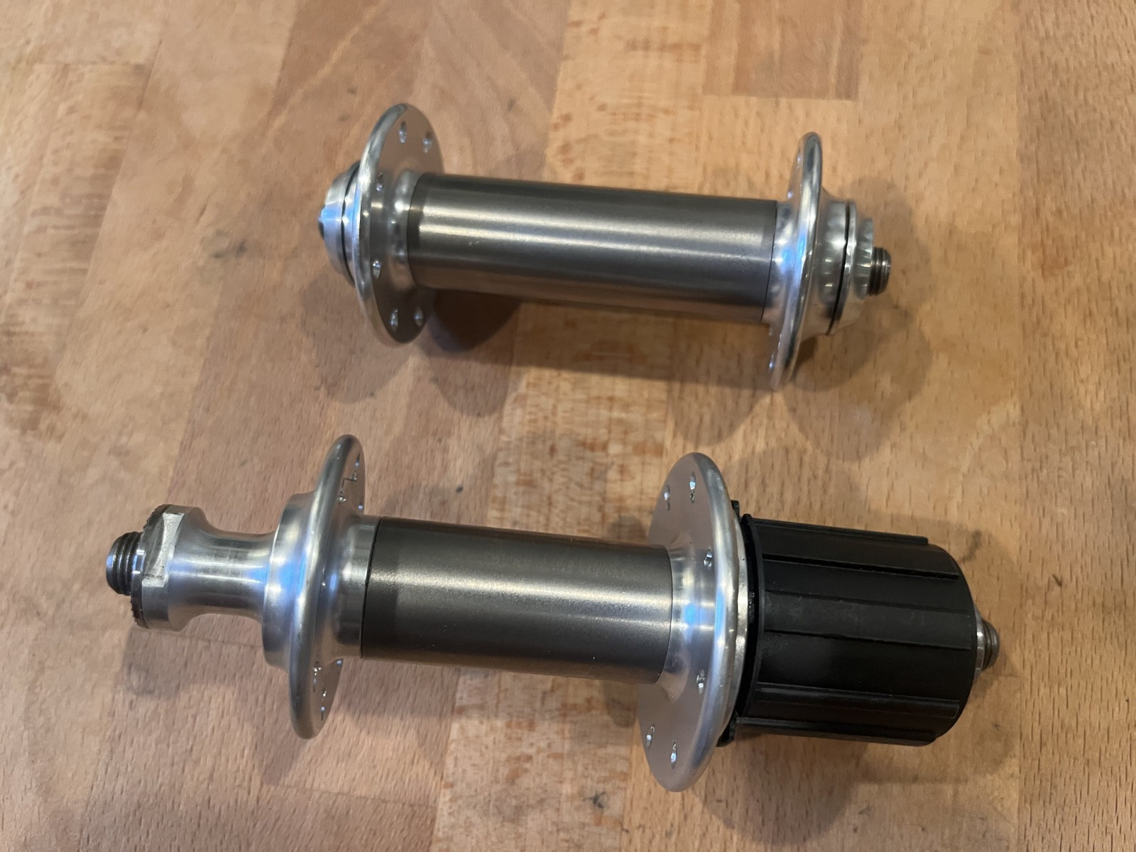NOS vintage TNT Performance Products titanium road hubs – 16h – 100/130mm