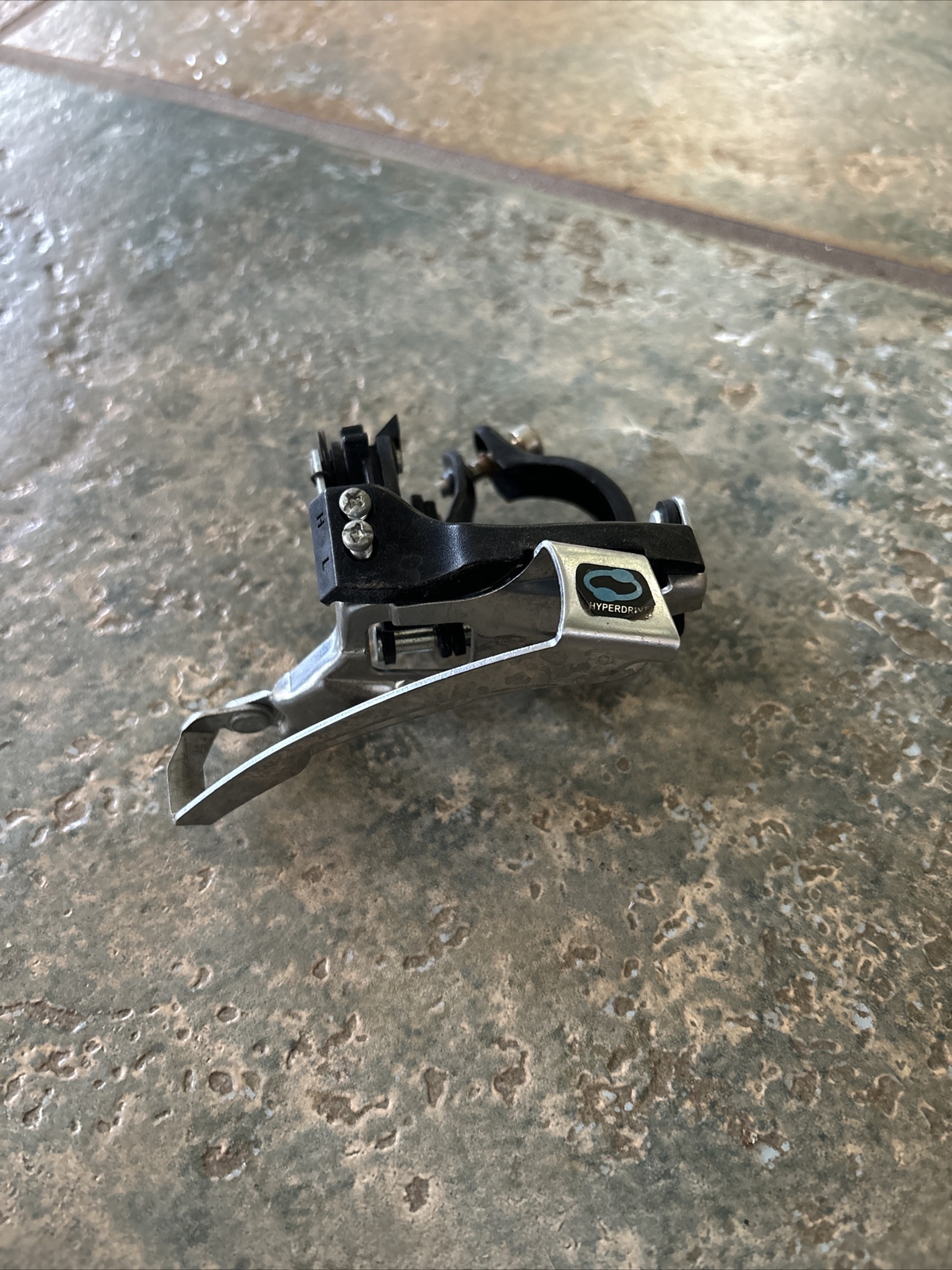 Shimano Altus Front Derailleur. FD-M310. Top Swing. Dual Pull. 34.9 Clamp.