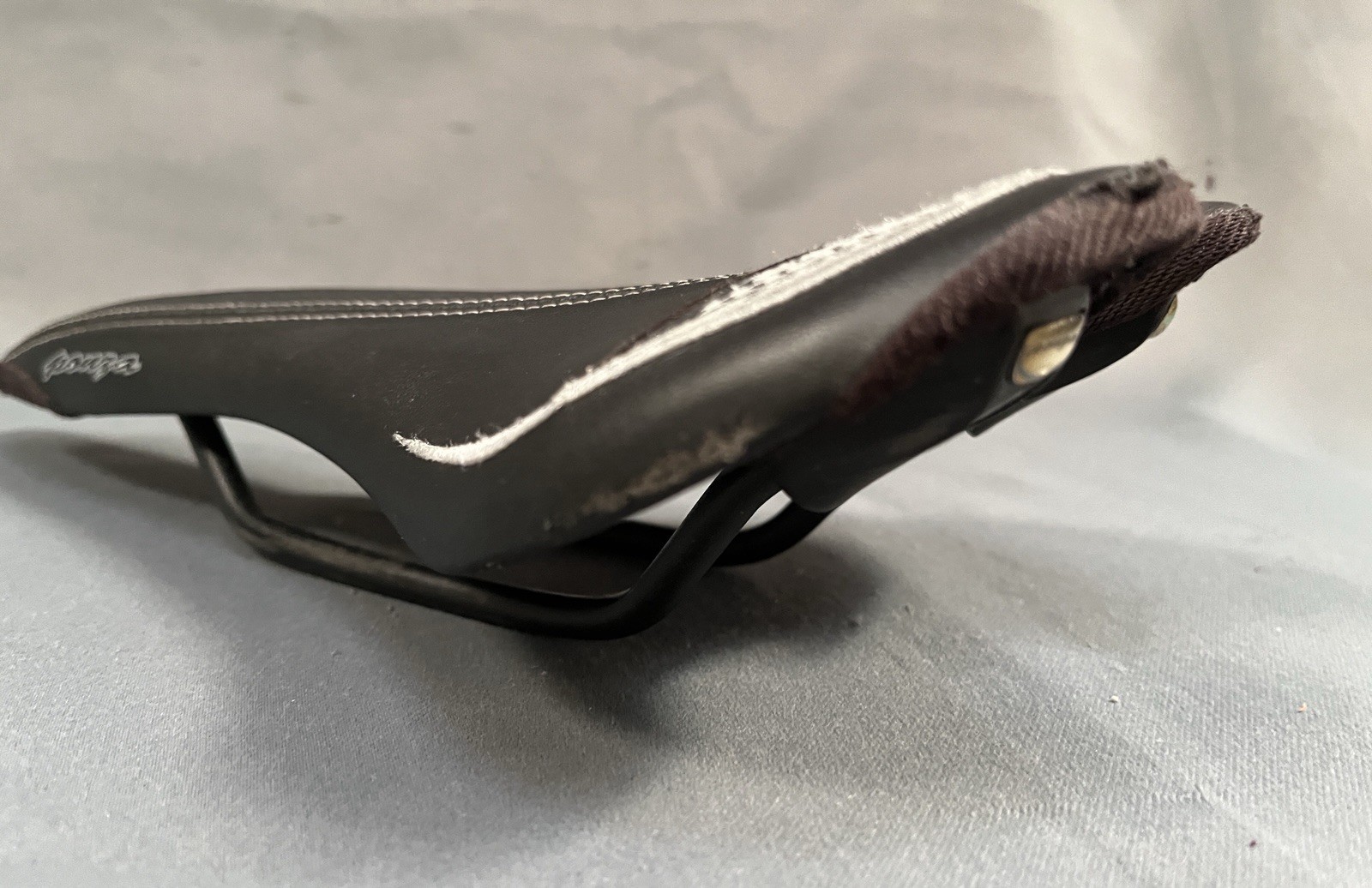 Selle San Marco Island Ponza Bike Saddle Black Steel Rails 130x275mm Road MTB