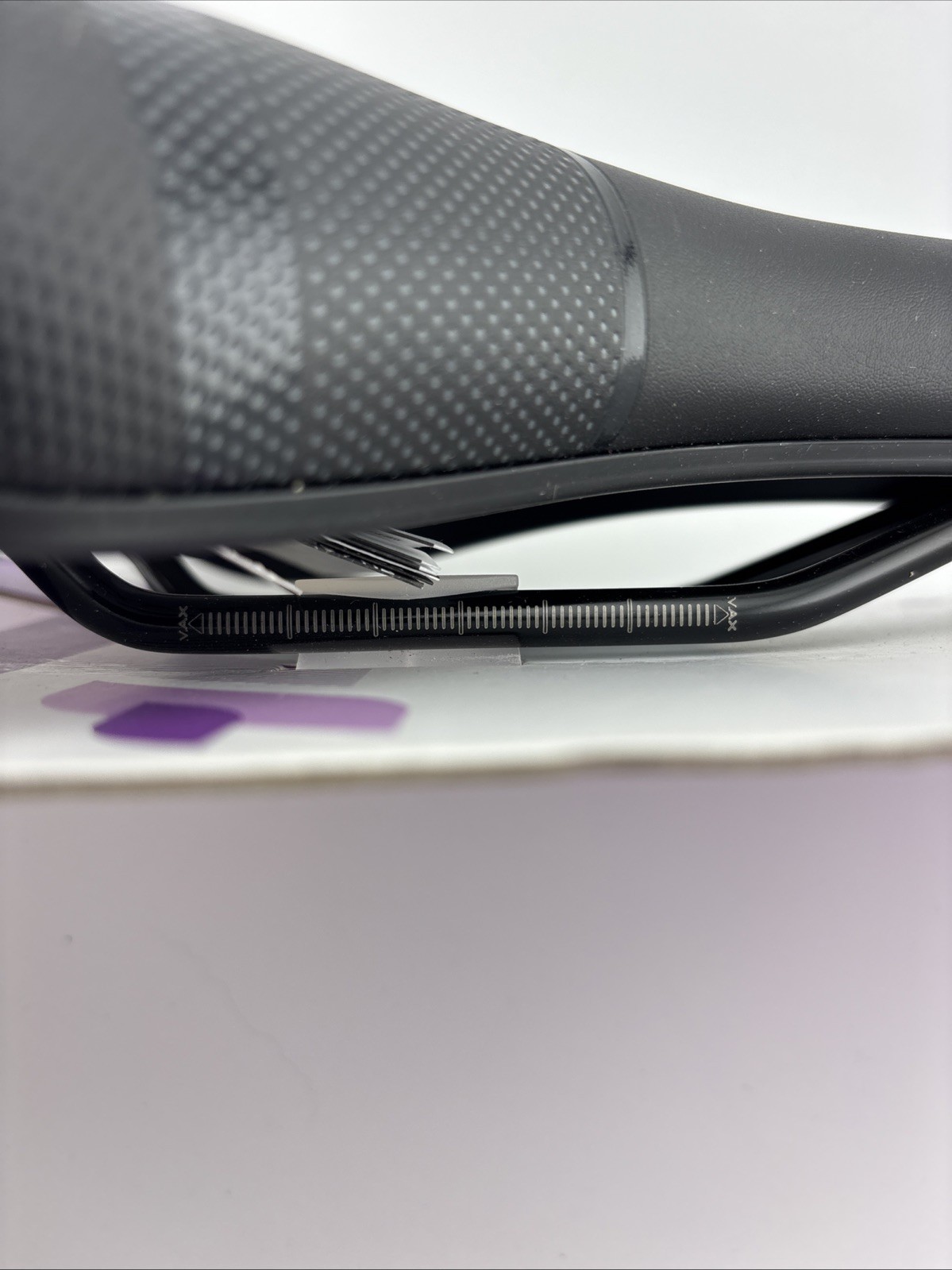 NEW Liv Contact Comfort Upright Saddle Women’s Bike Seat Black