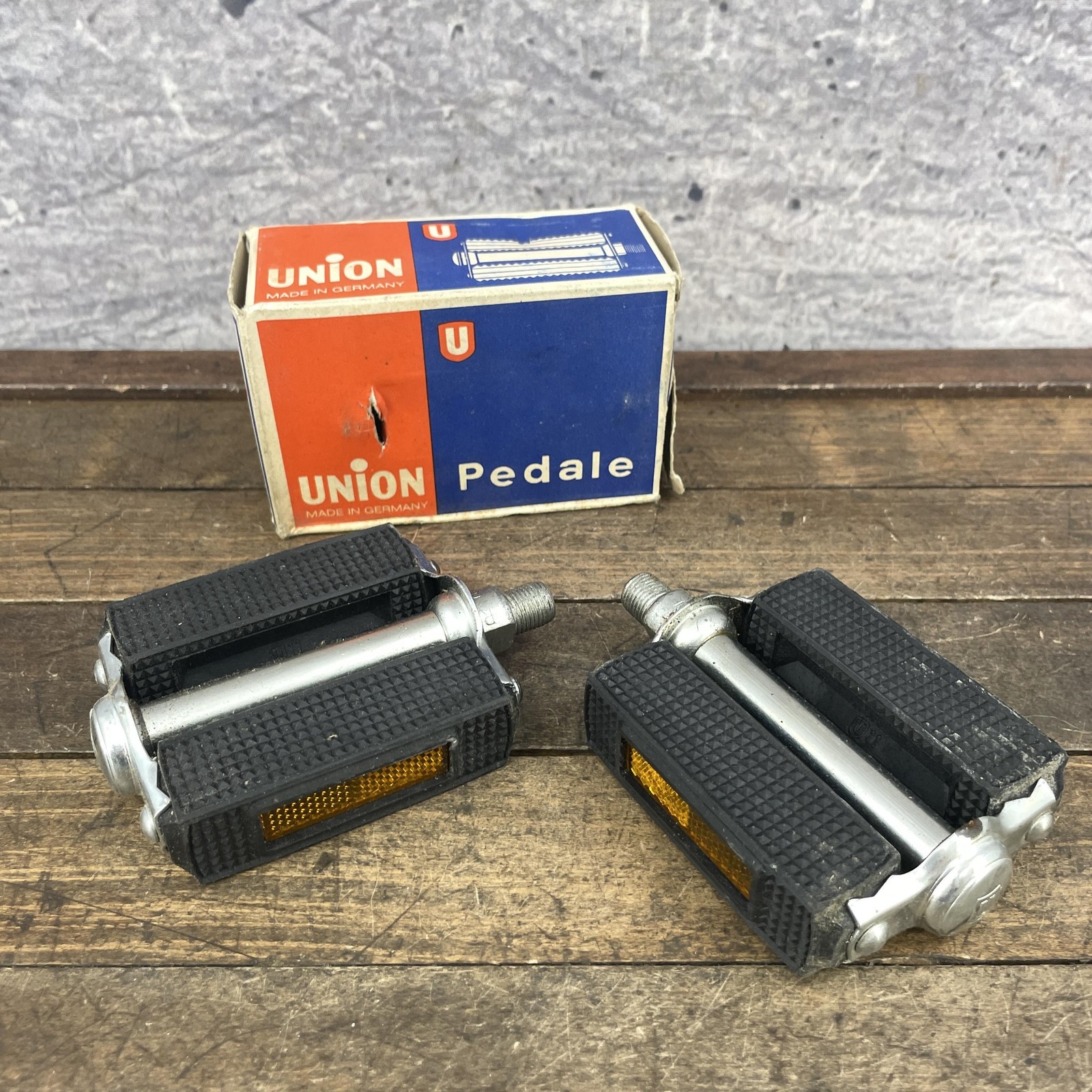 Vintage Union 275 Bike Pedals NOS 1/2 Black Rubber Pair Germany Cruiser