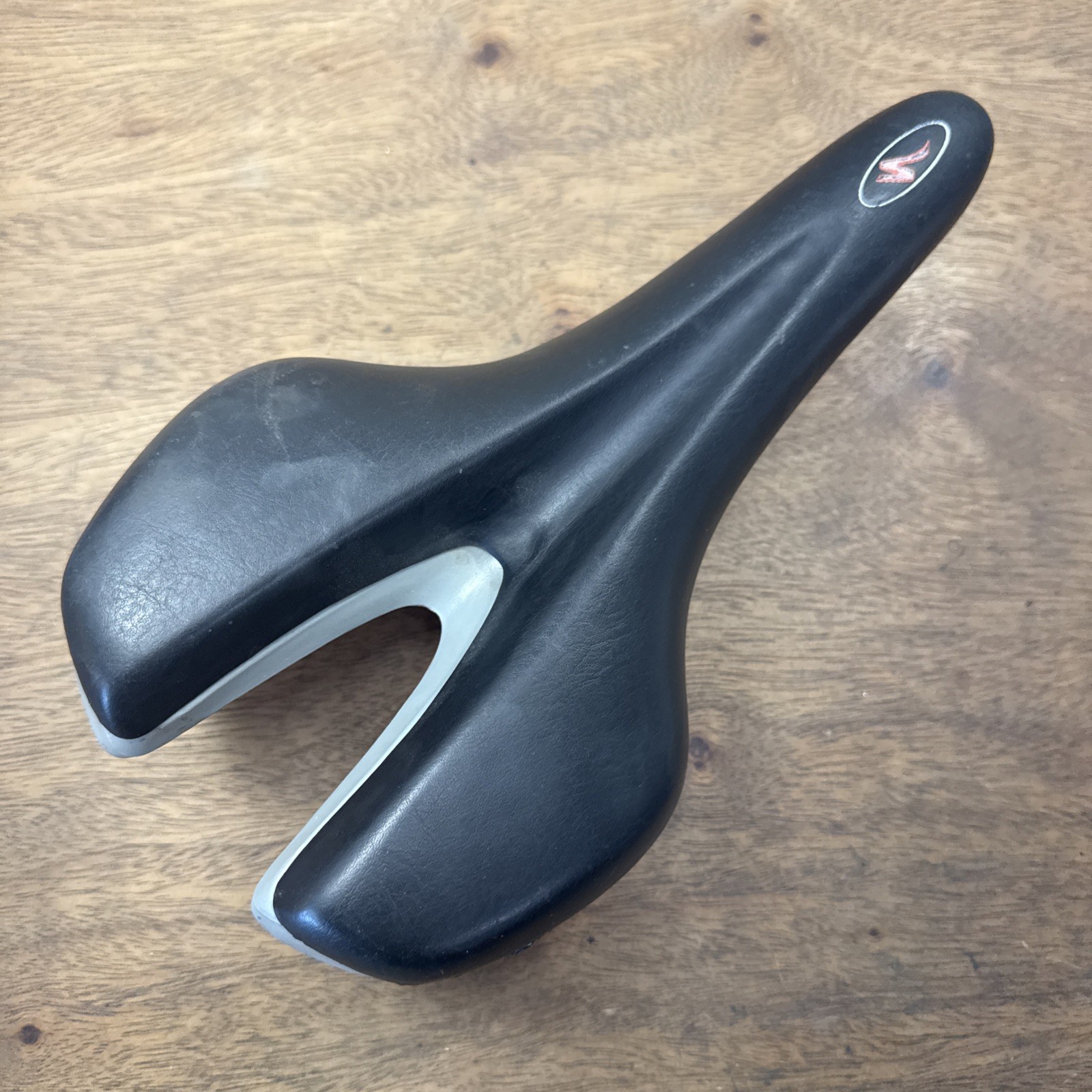 Vintage Specialized Body Geometry Bike Saddle Seat 155mm