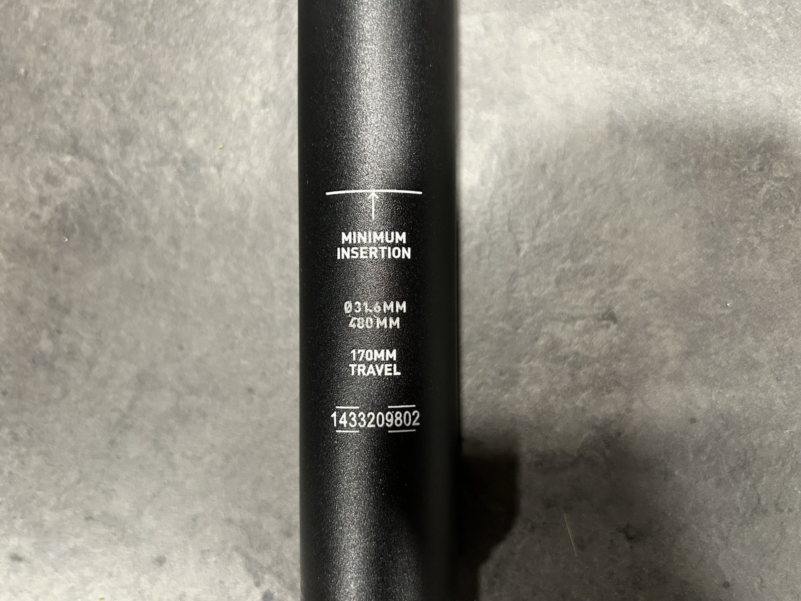 RockShox Reverb AXS Adjustable Dropper Post 31.6mm x 170mm travel. No battery.
