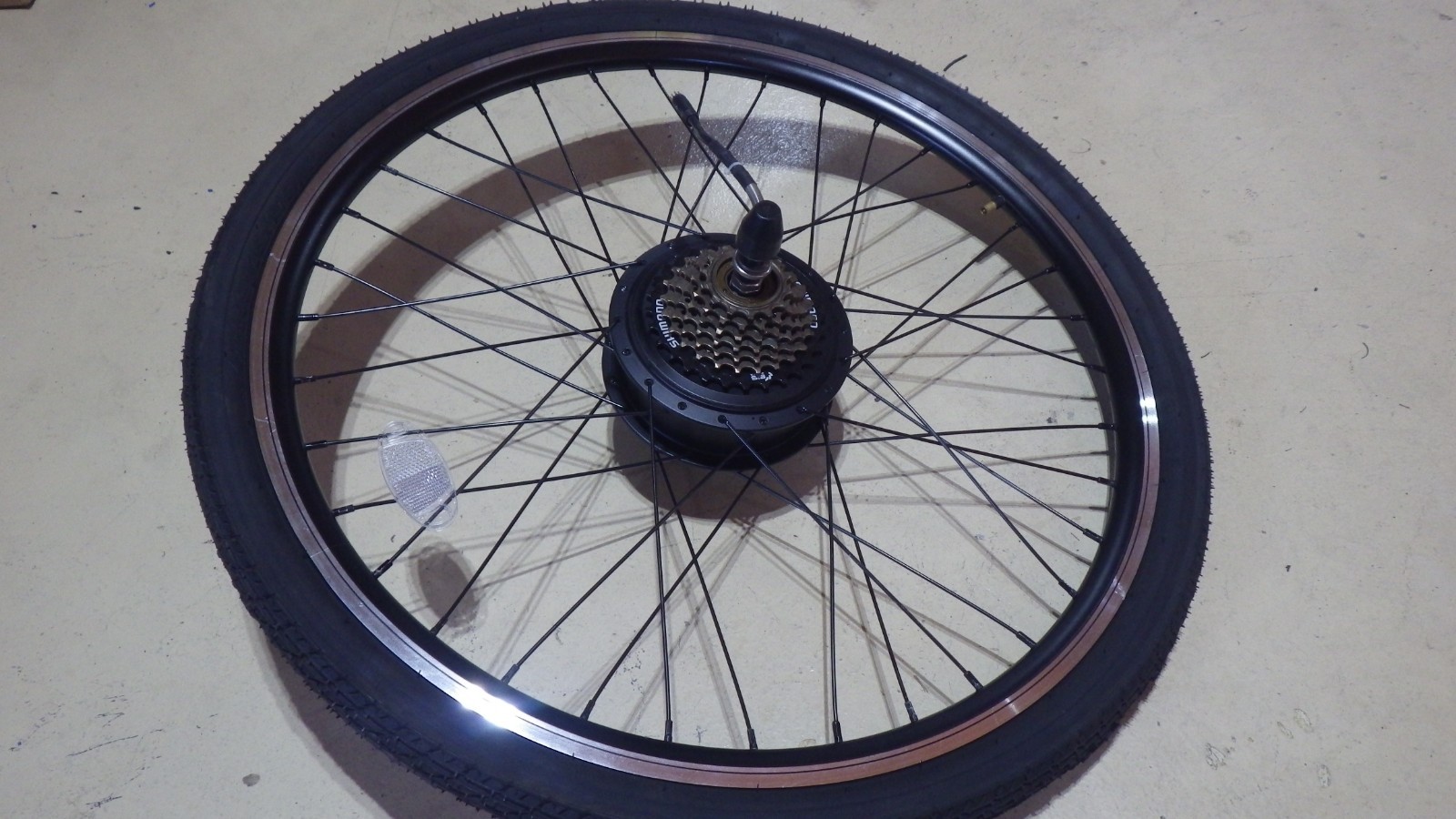 ebike hub drive wheel 26″ mountain bike cruiser conversion Genze e102