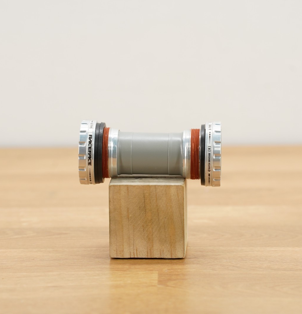 Race Face Team X-Type BSA English Threaded Bottom Bracket – 24mm – NEW