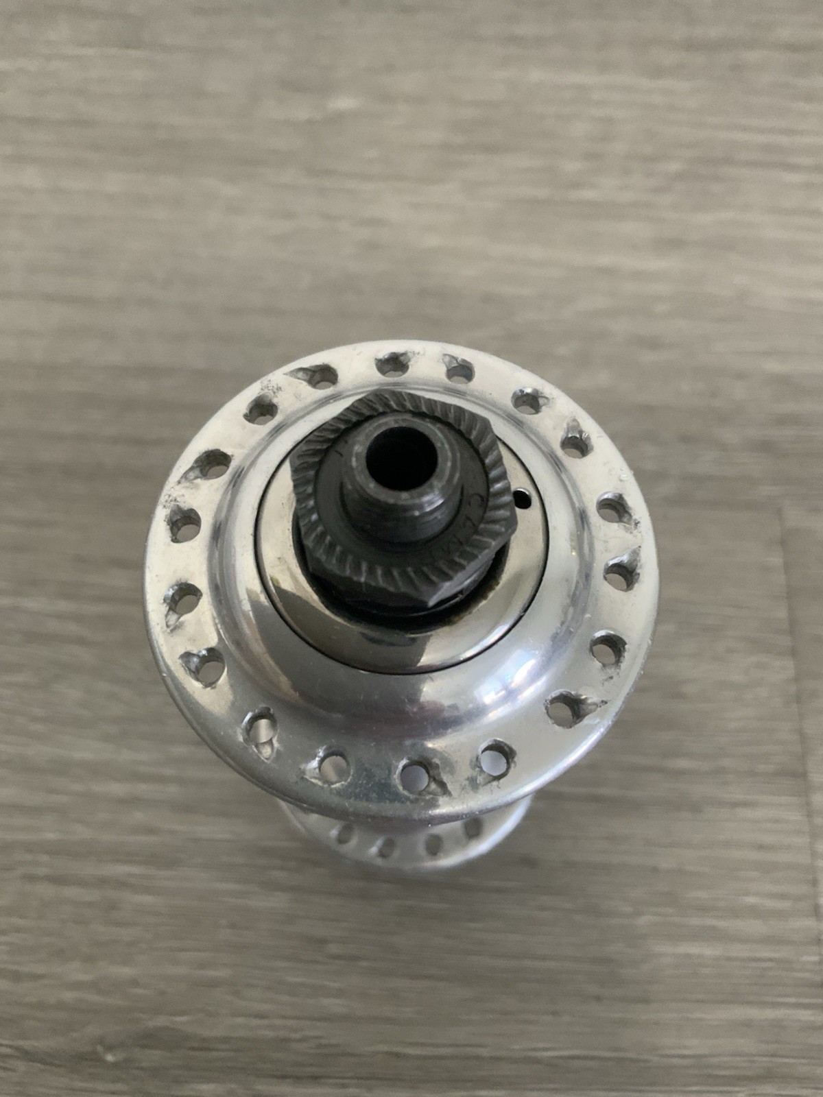 CAMPAGNOLO RECORD FRONT HUB 36 HOLE 100 MM SPACING