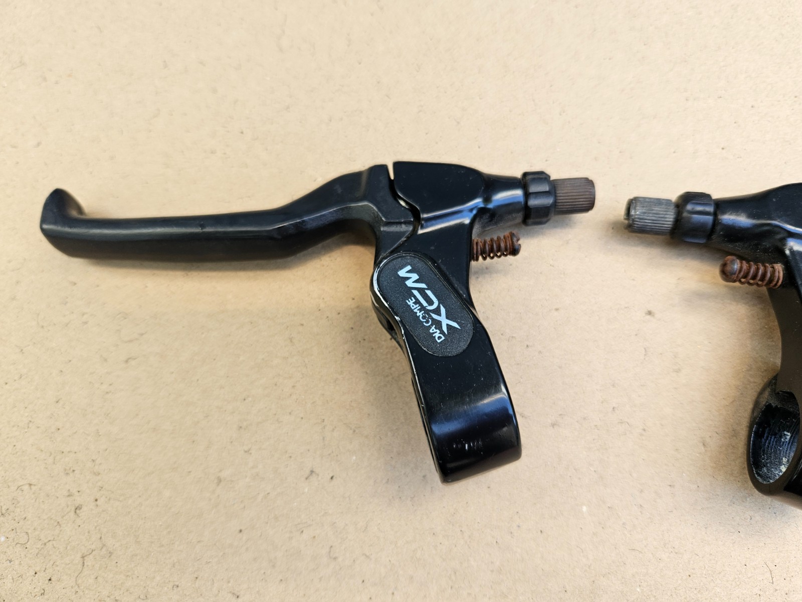 Vintage Dia Compe XCM Mountain Hybrid Bike Brake Levers Black Japan low miles