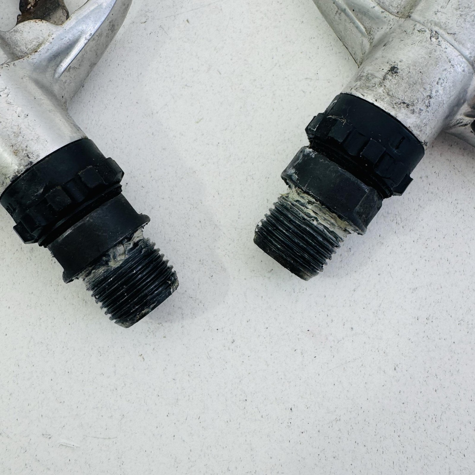 Vintage Shimano PD-A520 SPD Clipless Bike Pedals 9/16 In Silver Road Touring A53