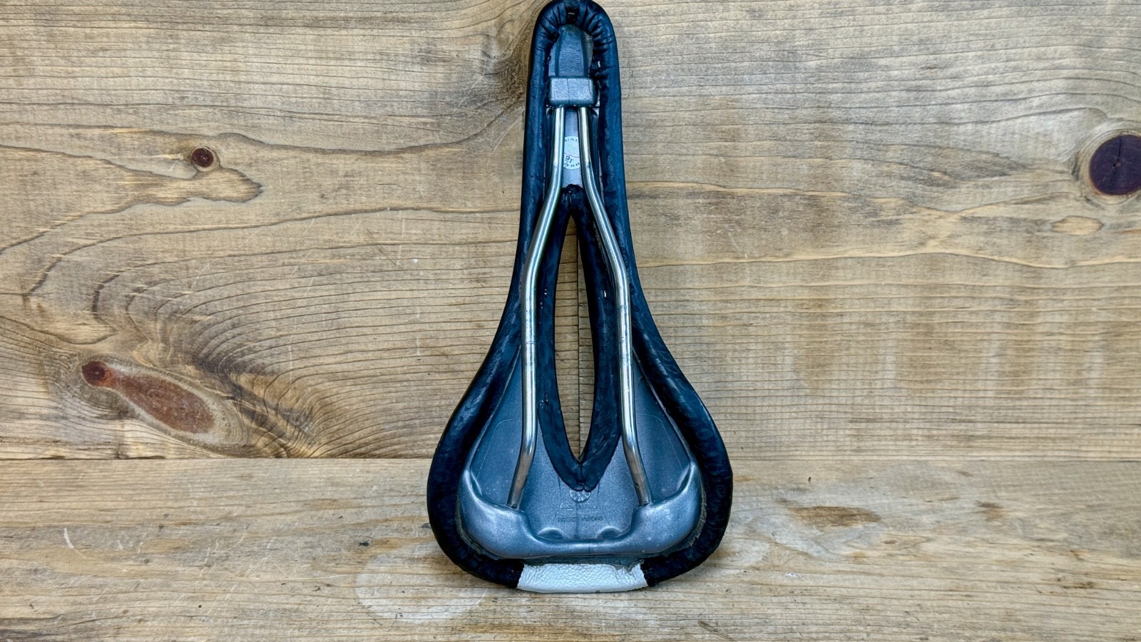 Terry Fly Gel Cutaway Leather Seat / Saddle Titanium Rails