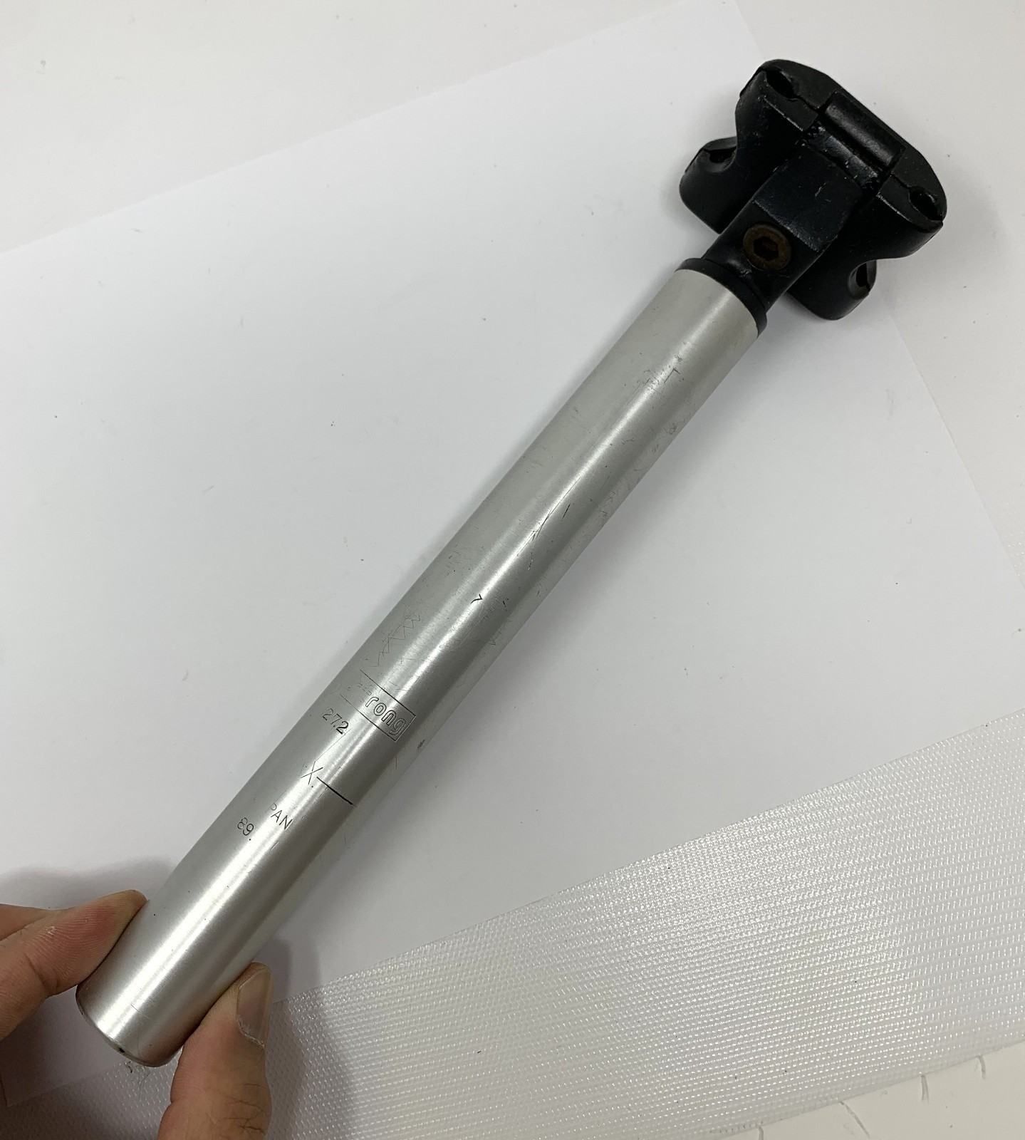 Vintage Strong Japan Seat Post – 27.2 x 250mm