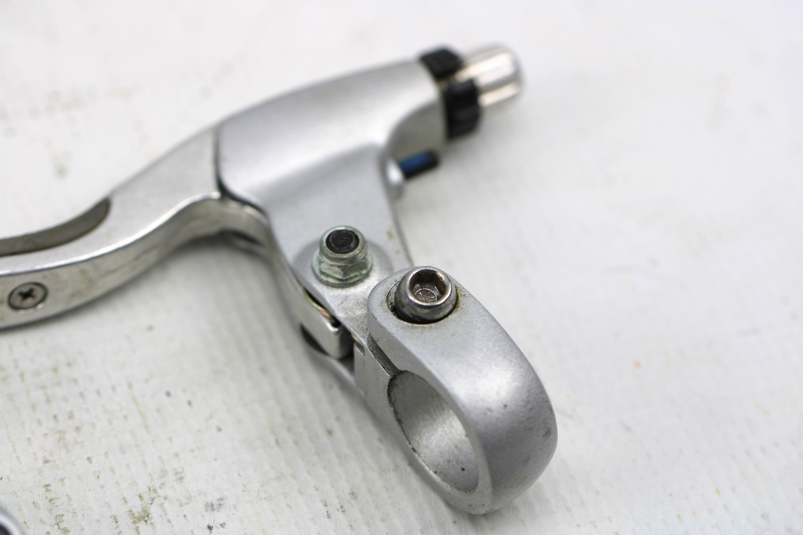 ORIGIN8 MOUNTAIN BIKE BRAKE LEVERS Left/Right 210g Silver