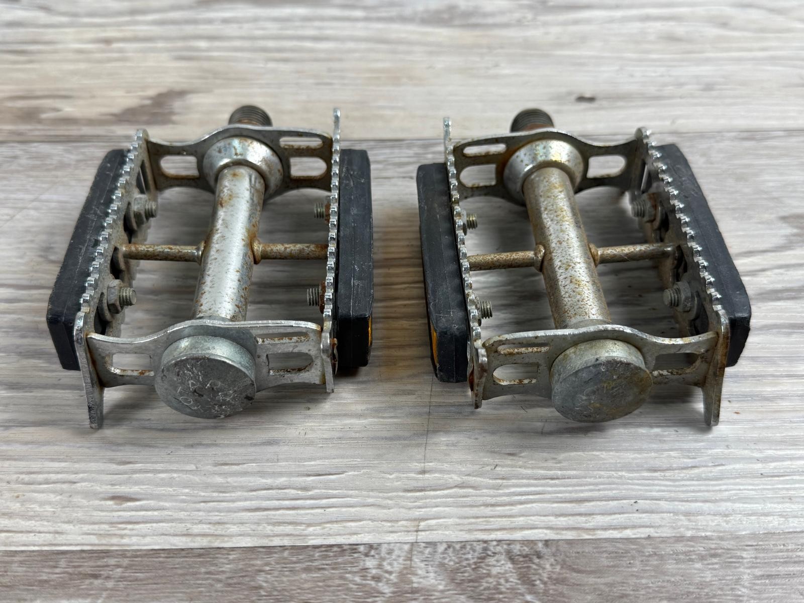 Vintage Lyotard Bicycle Bike Pedals Left and Right Set A1