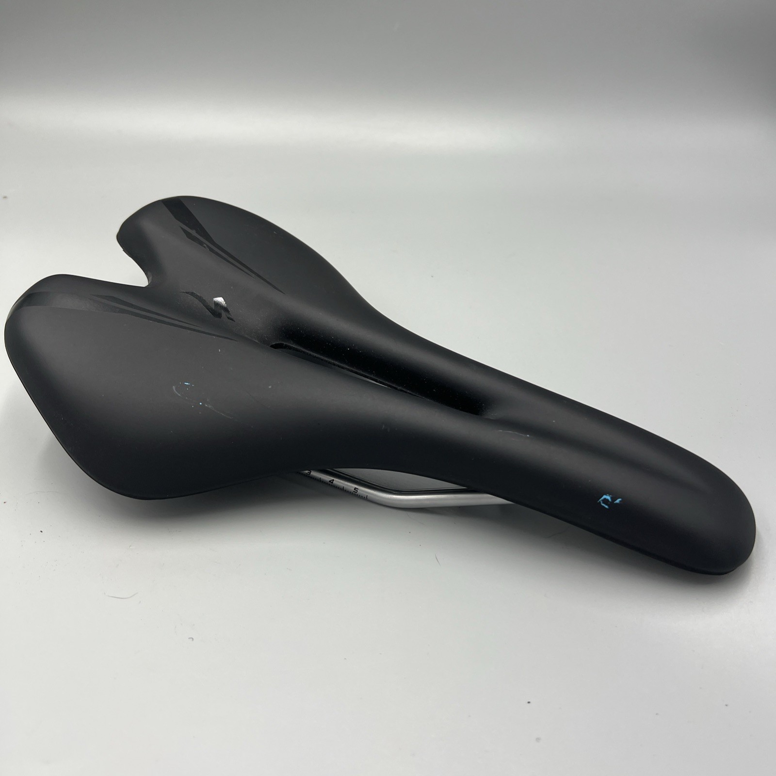 Specialized Toupe Sport 143mm Saddle Unisex Black Bicycle Seat Road Bike