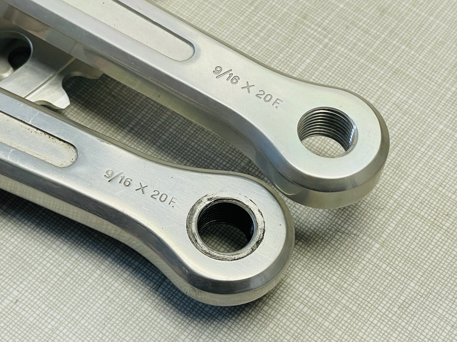 Vintage NOS Campagnolo Gruppo Sport 3-Bolt Racing Crankset 52-42 170mm