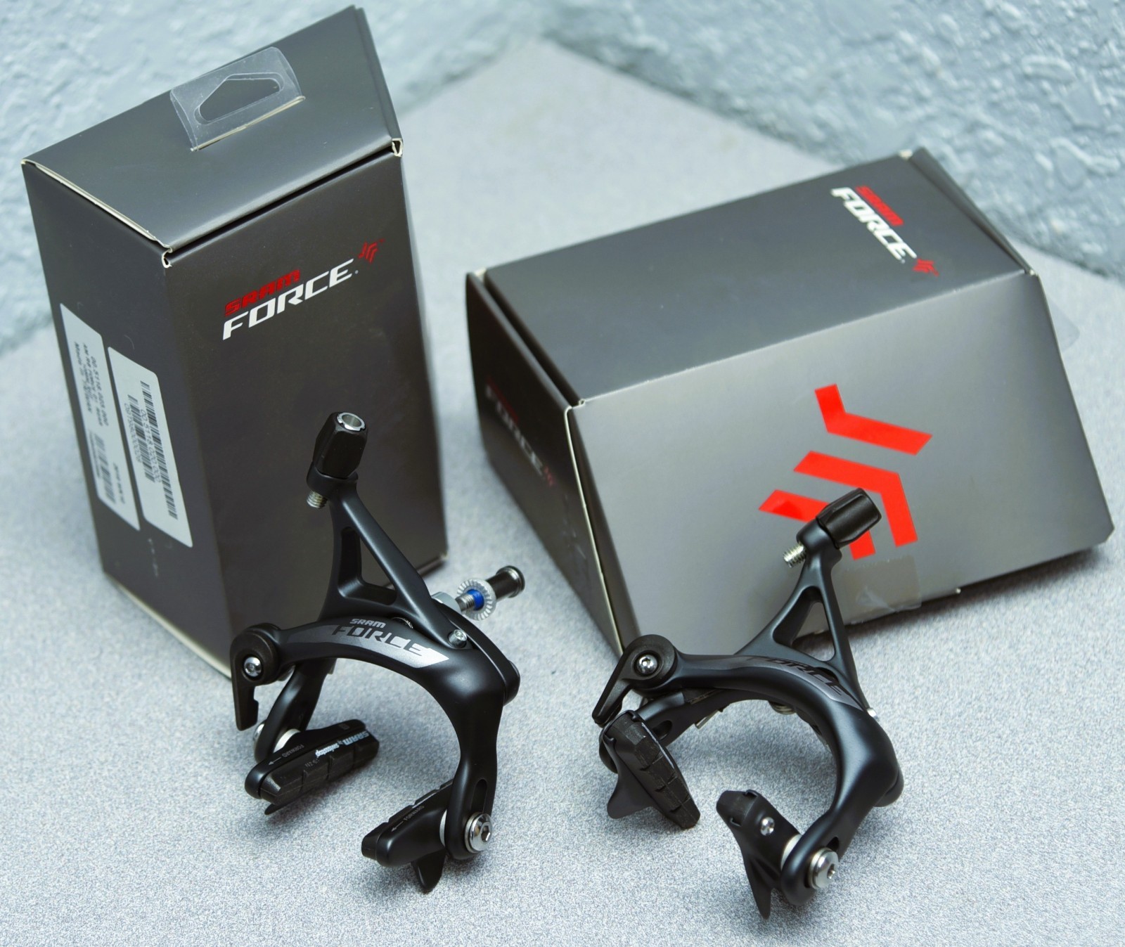 NEW SRAM FORCE AXS Brake Calipers Front And Rear Gray Rim Road Bike Brakes