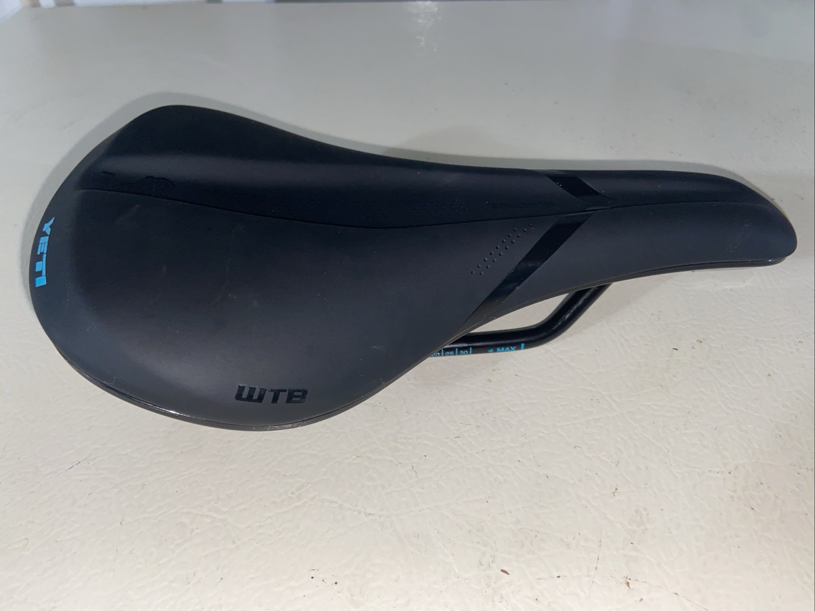 WTB MTB Bike Saddle Yeti Solano HP Take Off