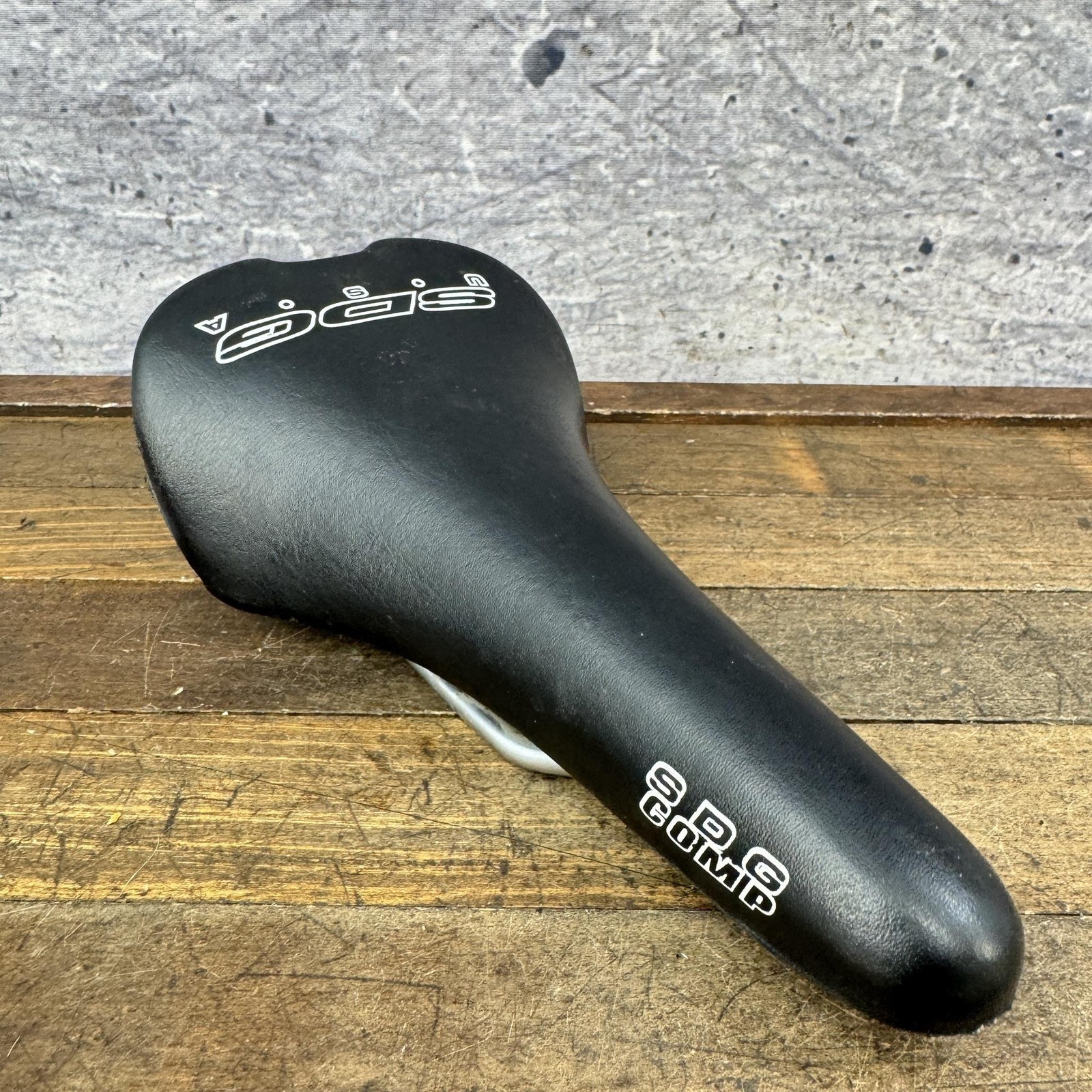 Vintage SDG Comp Seat BMX Racing Bicycle Saddle USA Black MTB Road Cut