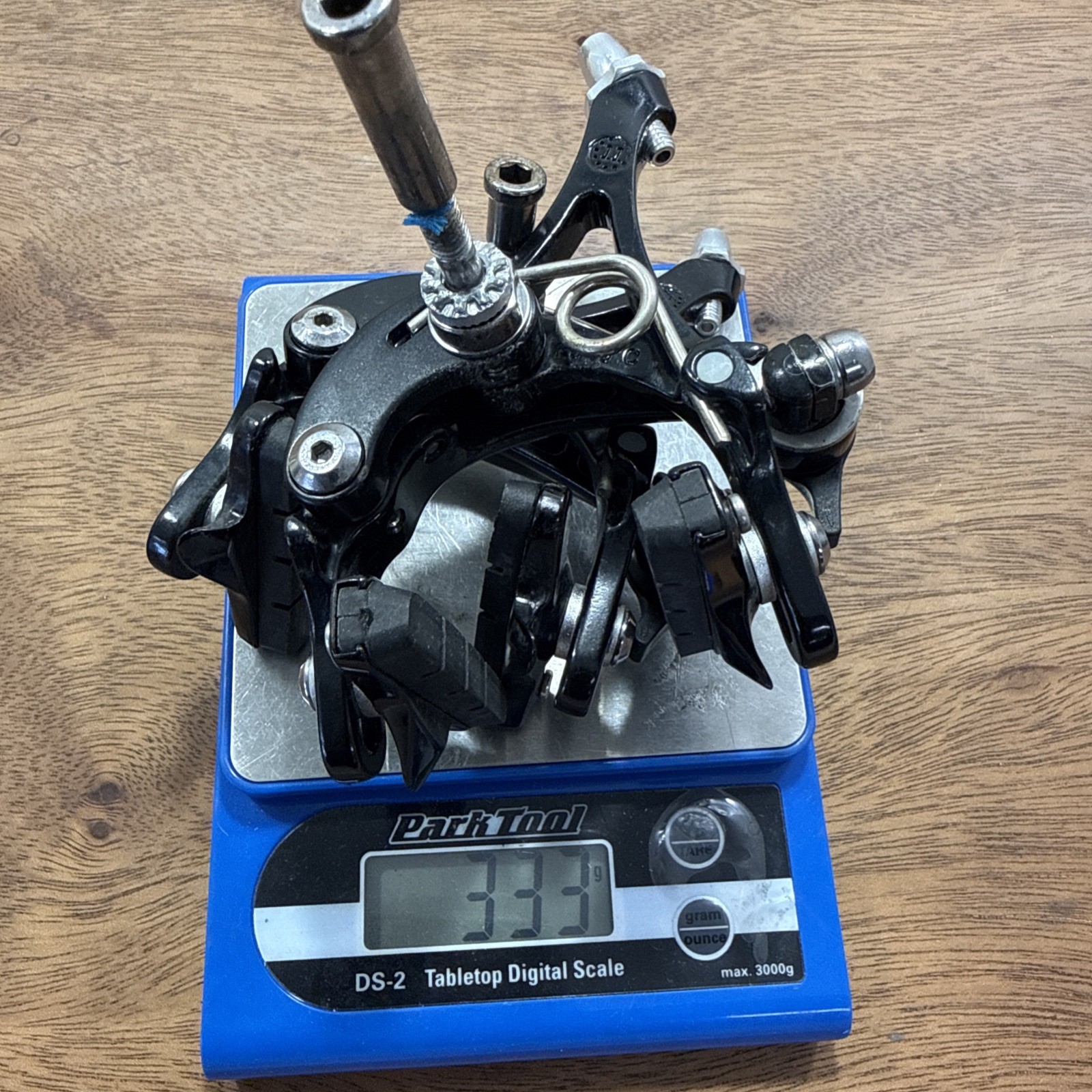 TEKTRO R540 C Dual Pivot Road Bike Brake Caliper Set Black