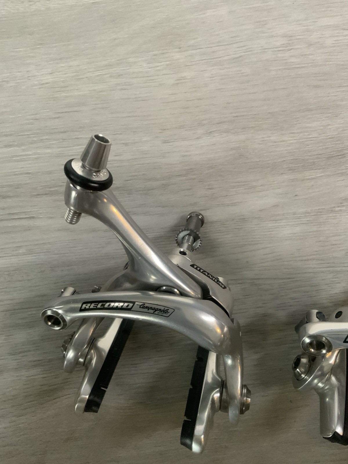 CAMPAGNOLO RECORD TITANIUM BRAKE CALIPERS 39-49 MM REACH RECESSED MOUNTS