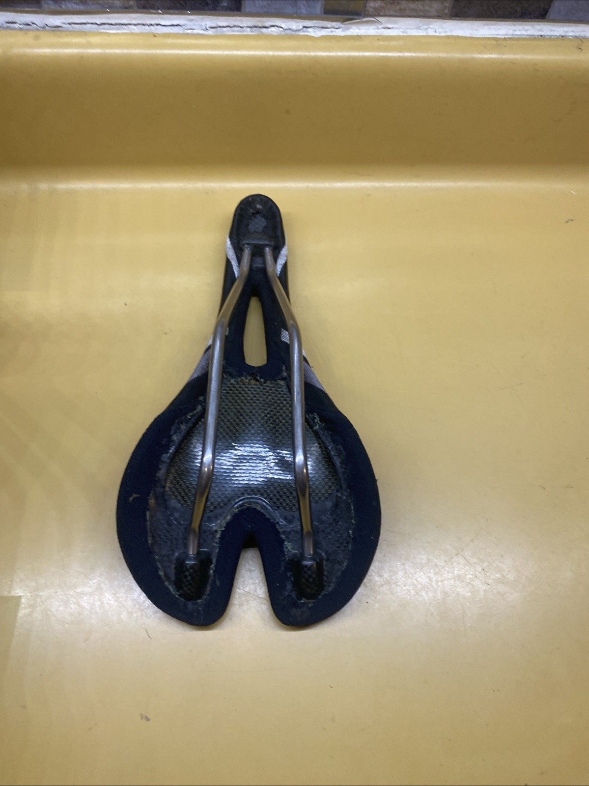 Black Bontrager 270mm x 130mm Titanium Rail Saddle
