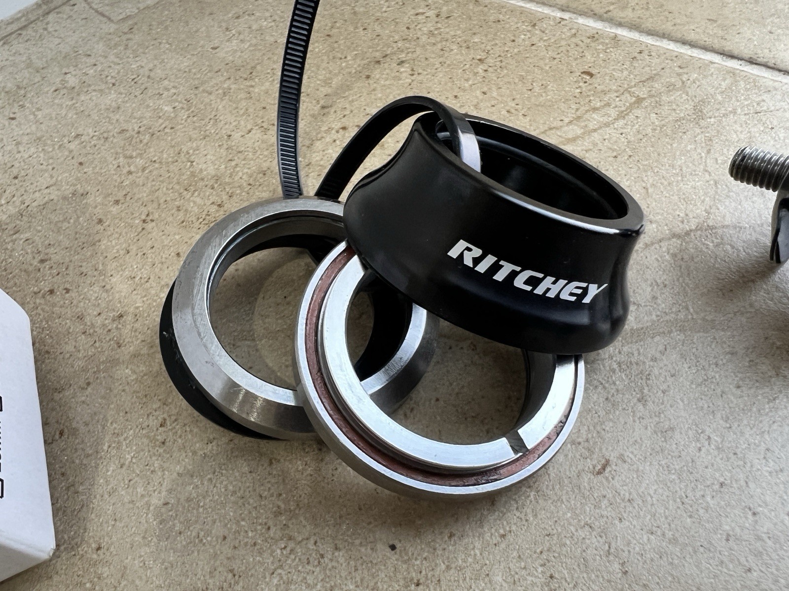 New Ritchey Logic Pro Integrated Headset Drop In 41.8 x 30.5 x 15mm Black