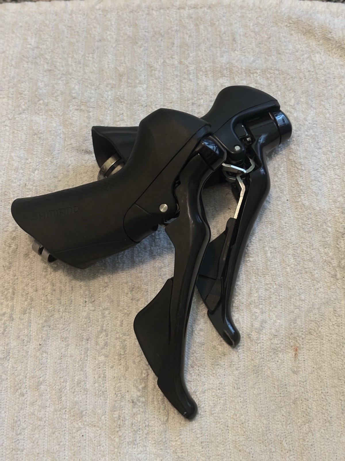 Shimano 105 ST-R7000 2×11-Speed STI Shifters Left/Right Set
