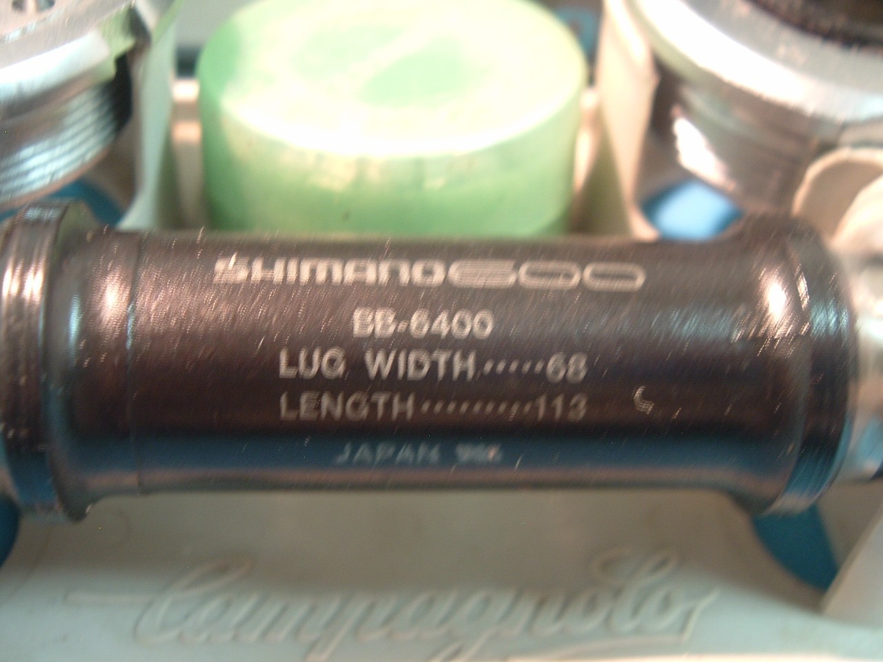 Shimano 600 Ultegra 68x 113MM BB-6400 Road Bottom Bracket-NEW/NOS English- NIB