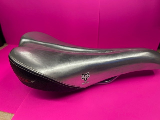 WTB Saddle VERY RARE !!!! Rocket V Chrome