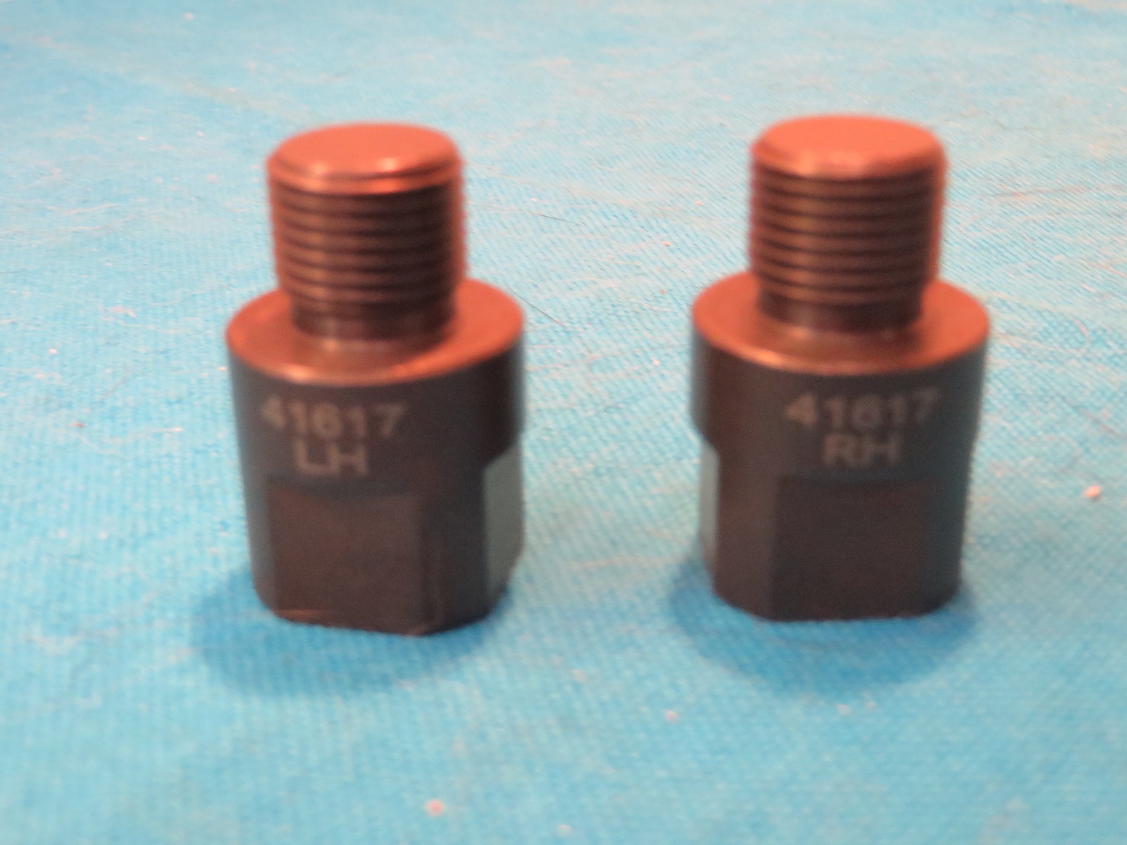 Bicycle Pedal Extender Left and Right 9/16″ to 9/16″ in Black – Set of 2 – New