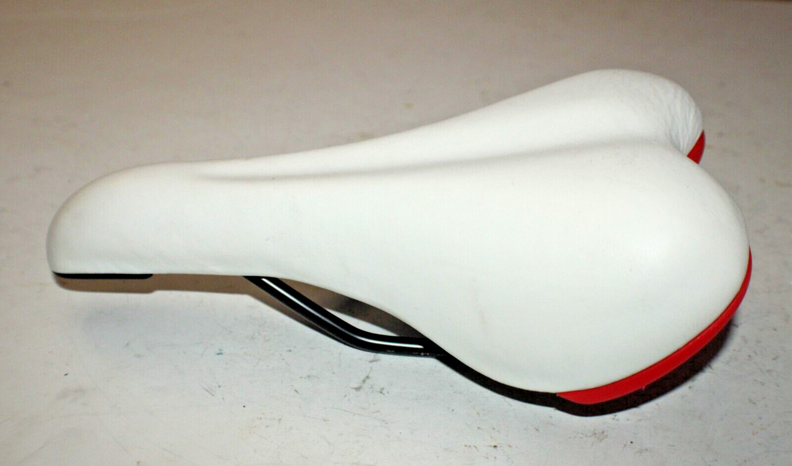 Comfort Hybrid Bike Saddle 250/140mm White Cruiser Touring Road Fast USA Shipper