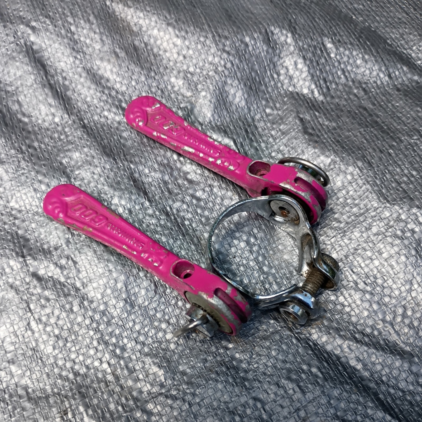 Vintage Shimano 600 Arabesque Friction Shifters With 28.6 Clamp 70s Road Bike
