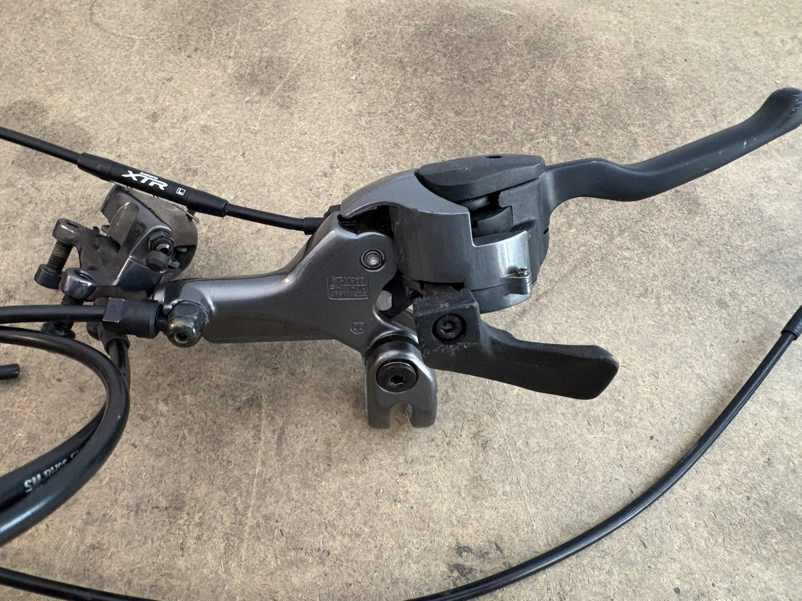 Shimano XTR ST-M965 Dual-Control Set Shift Brake Levers & Calipers Shifters