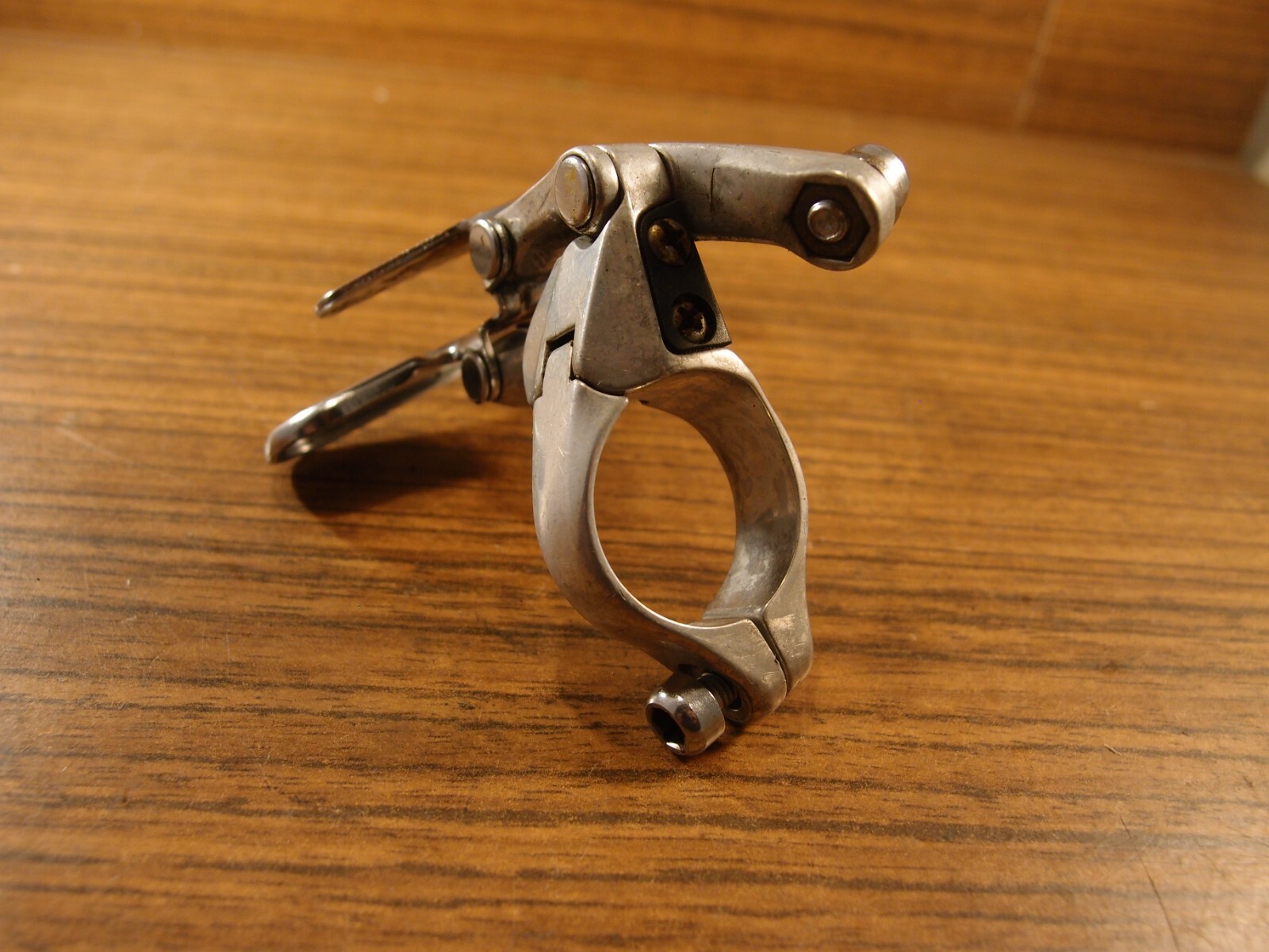 1987 MTB front derailleur Shimano Deore Alpine FD-MT60 VIA Japan bottom 28.6 mm