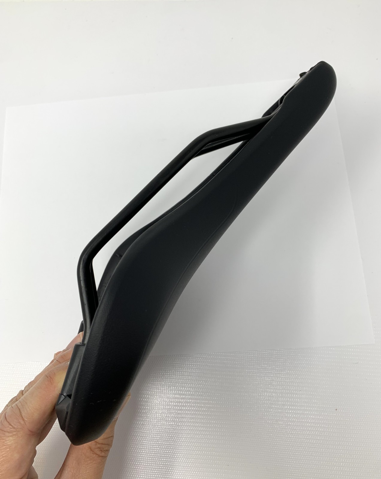 ERGON SMC Women’s Small / Medium Cromo Saddle – New Take Off