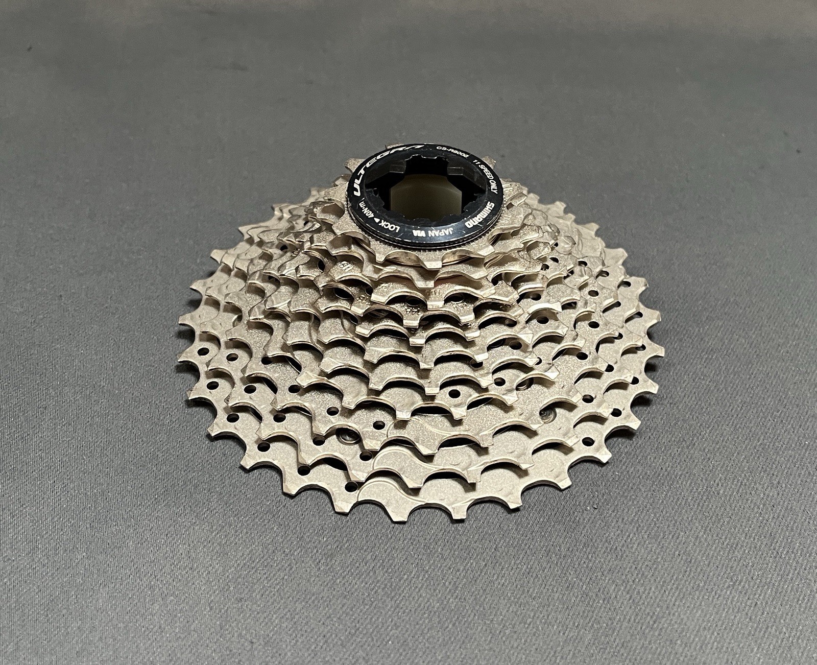 Shimano Ultegra CS-R8000 Cassette Road Bike 11 Speed 11-30t 271g Silver