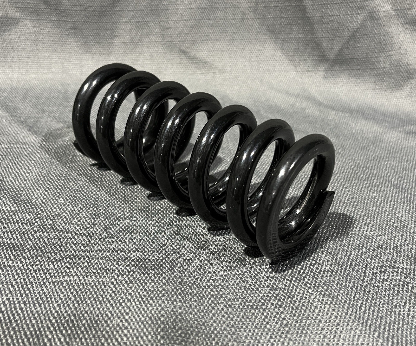 Fox Rear Shock Coil Spring 600 lb x 2.35″ Spring Travel Steel 4.830″ TLG FoxShox