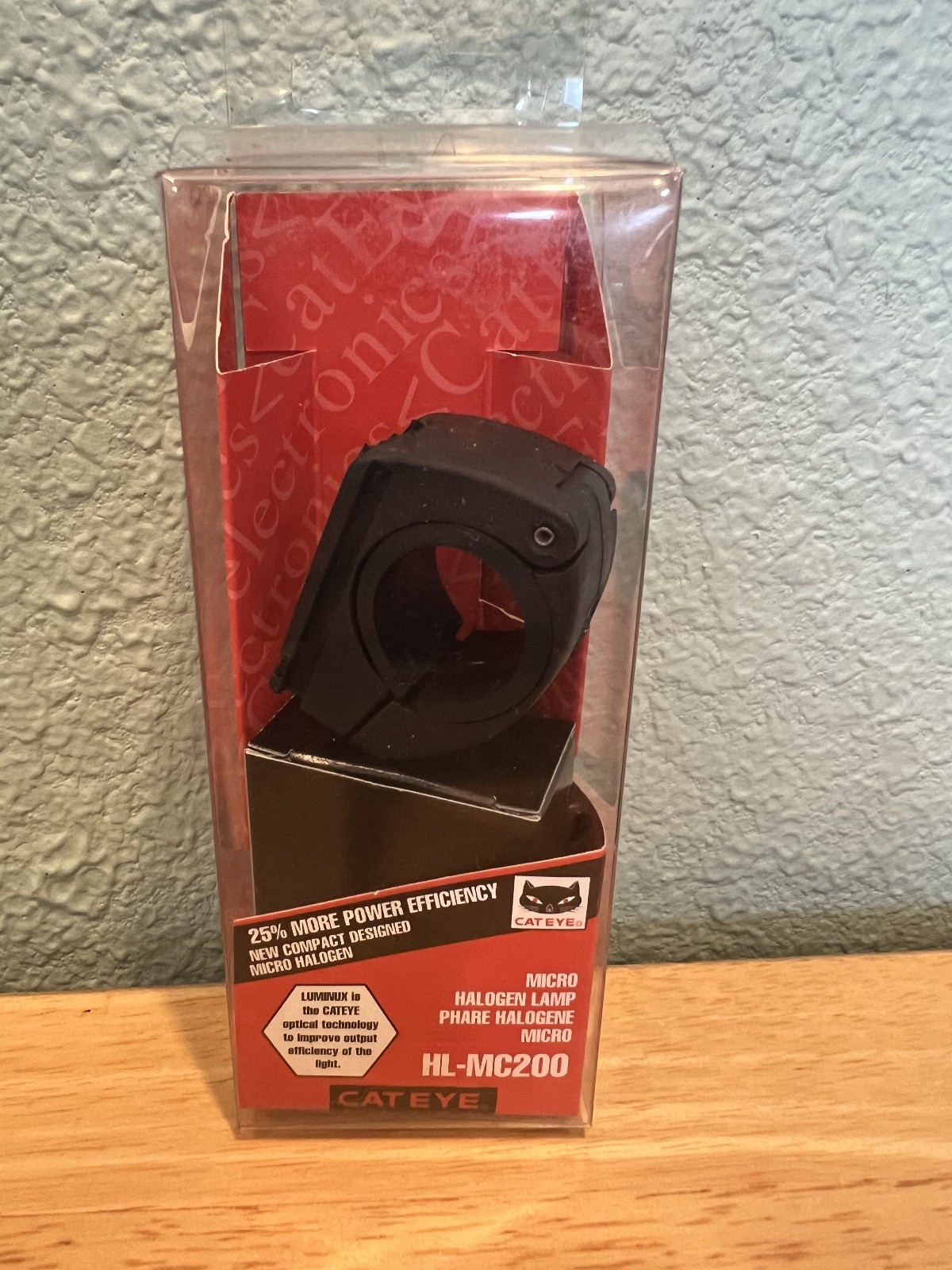 Used Cateye Model H-17 Mount for Bike Light and rubber accessories.