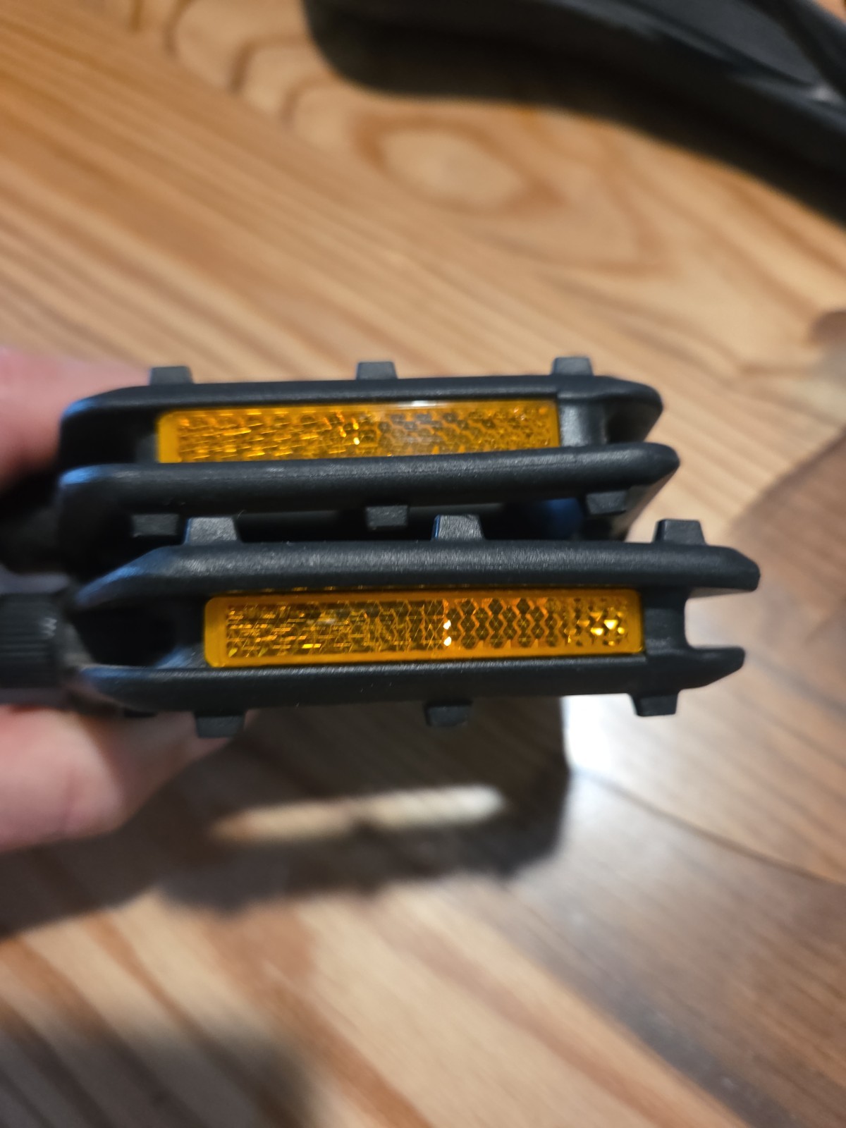 VP Components VP-536 Universal Flat Nylon Platform Bike Pedals Set polymer beari