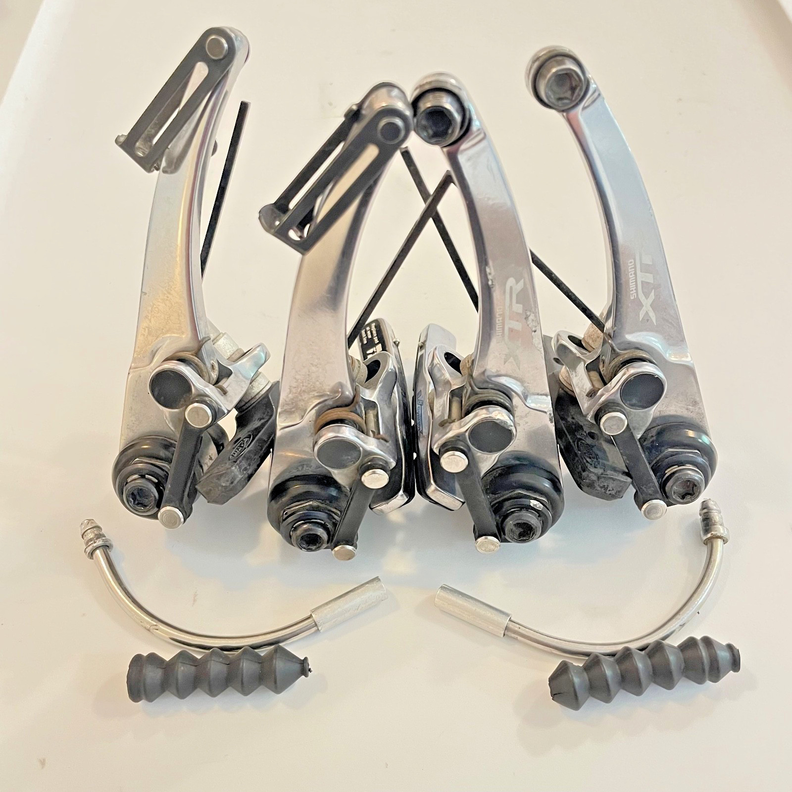 SHIMANO XTR BR-M960 V-Brake Front & Rear Set for Mountain Bikes