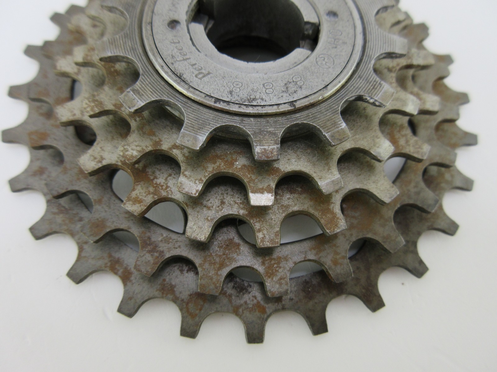 Suntour Perfect 5-Speed Freewheel 14-28t Maeda Industries Japan