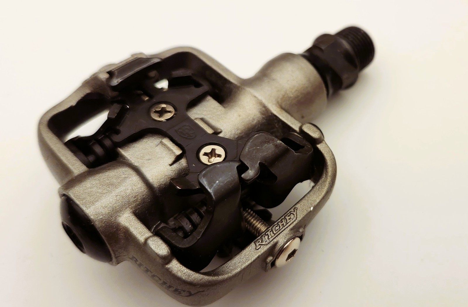NOS/NIB RITCHEY LOGIC COMP V.2 SPEEDBLAST PEDALS W/CLEATS CRMO SPINDLE 9/16