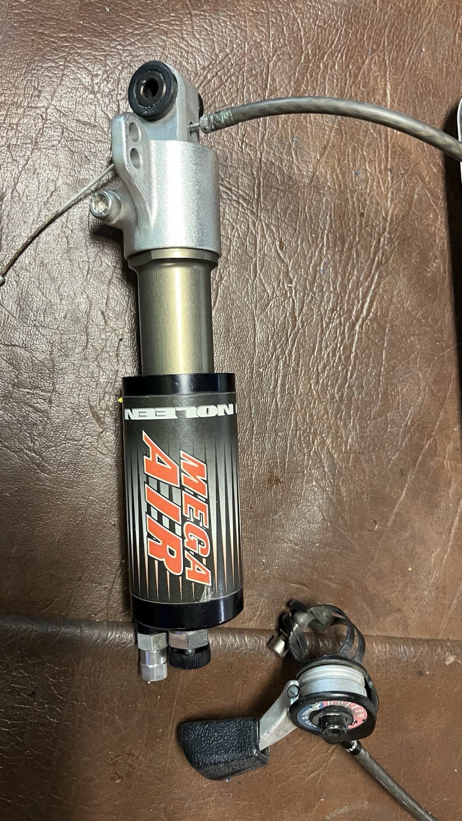 Noleen Mega Air Pull Rear Shock K2 razorback 3.0 MTB (Works)