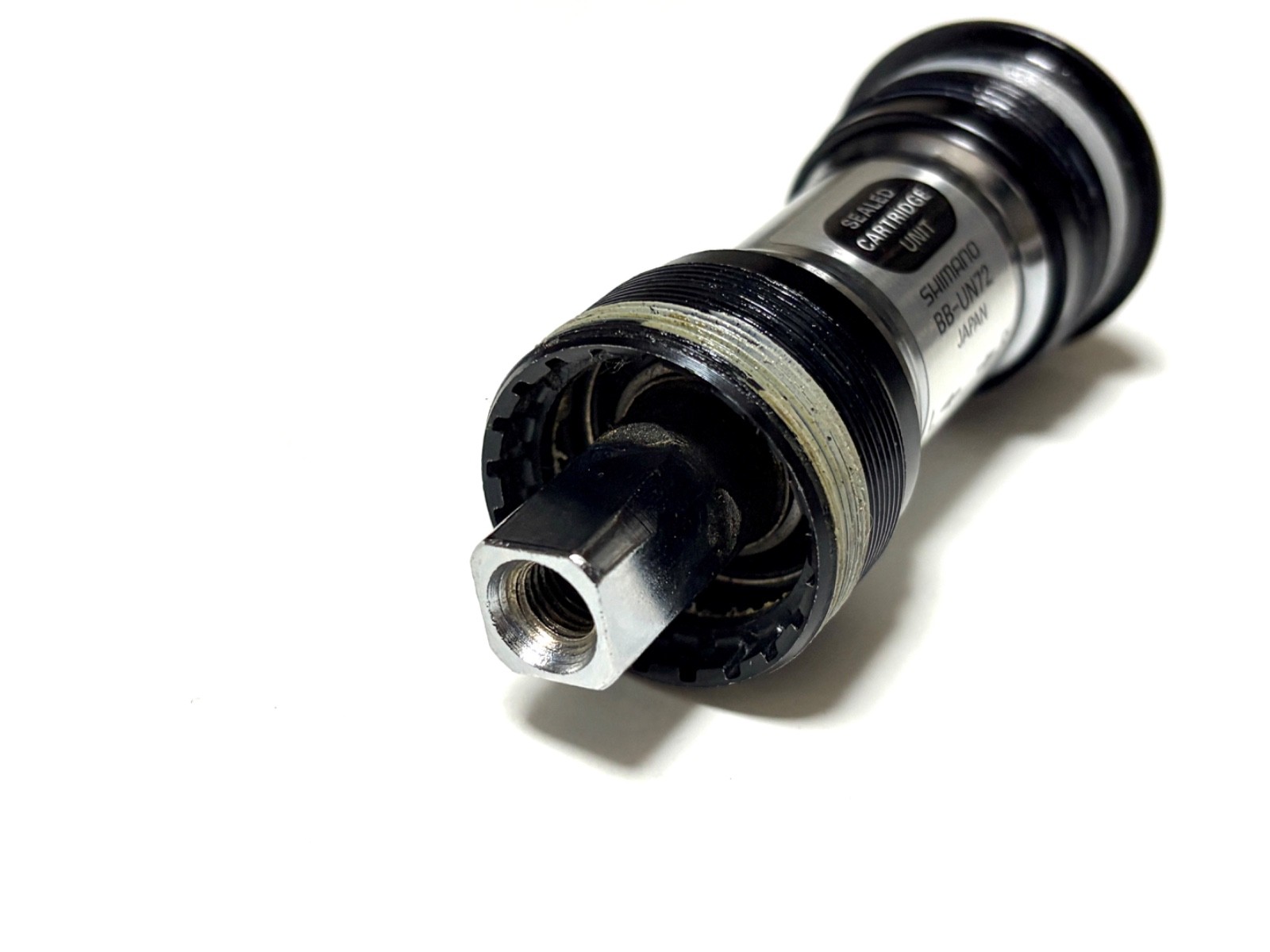 Shimano Deore XT BB-UN72 110mm JIS Bottom Bracket 68/73mm VG