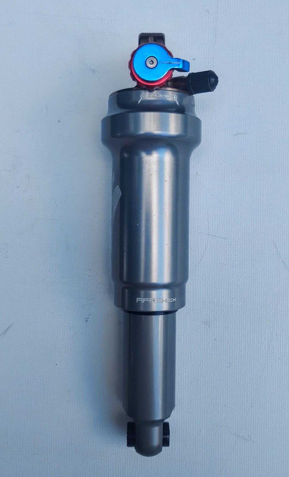 Specialized Mountain Bike Rear Air Shock 7.75″in. 200mm. Eye to Eye.