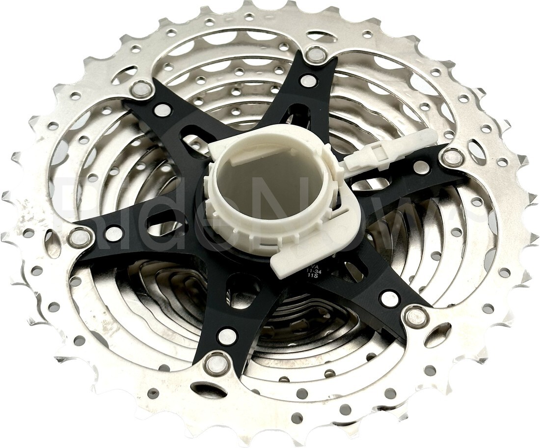 SHIMANO 105 CS-HG700-11 HG-EV HG-X11 Cassette Sprocket 11-Speed 11-34T Silver