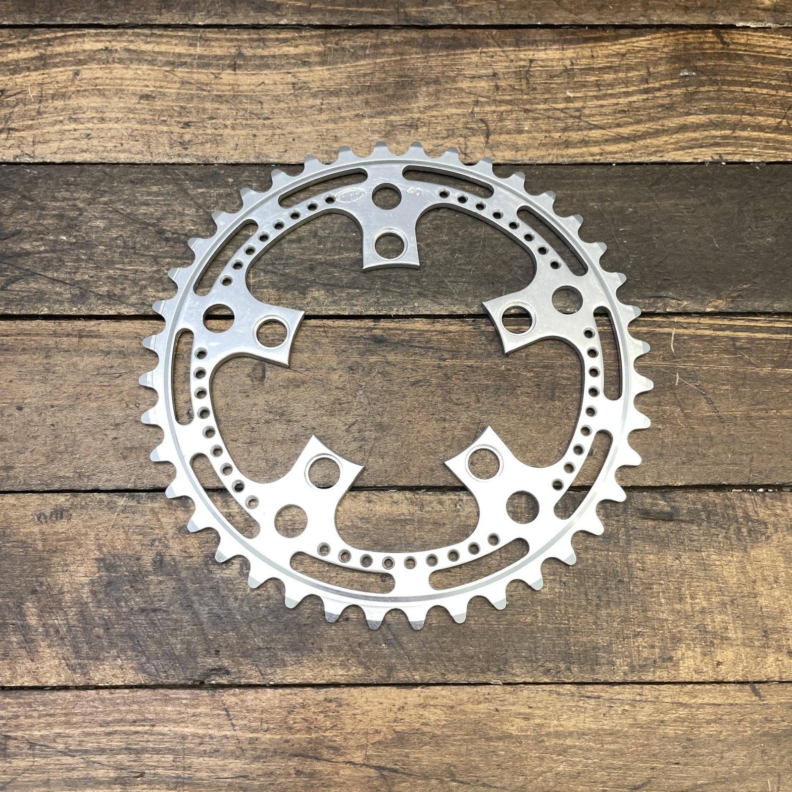 Vintage Stronglight 40T Chainring 85 BCD NOS 5-Arm Silver Aluminum 40 Tooth