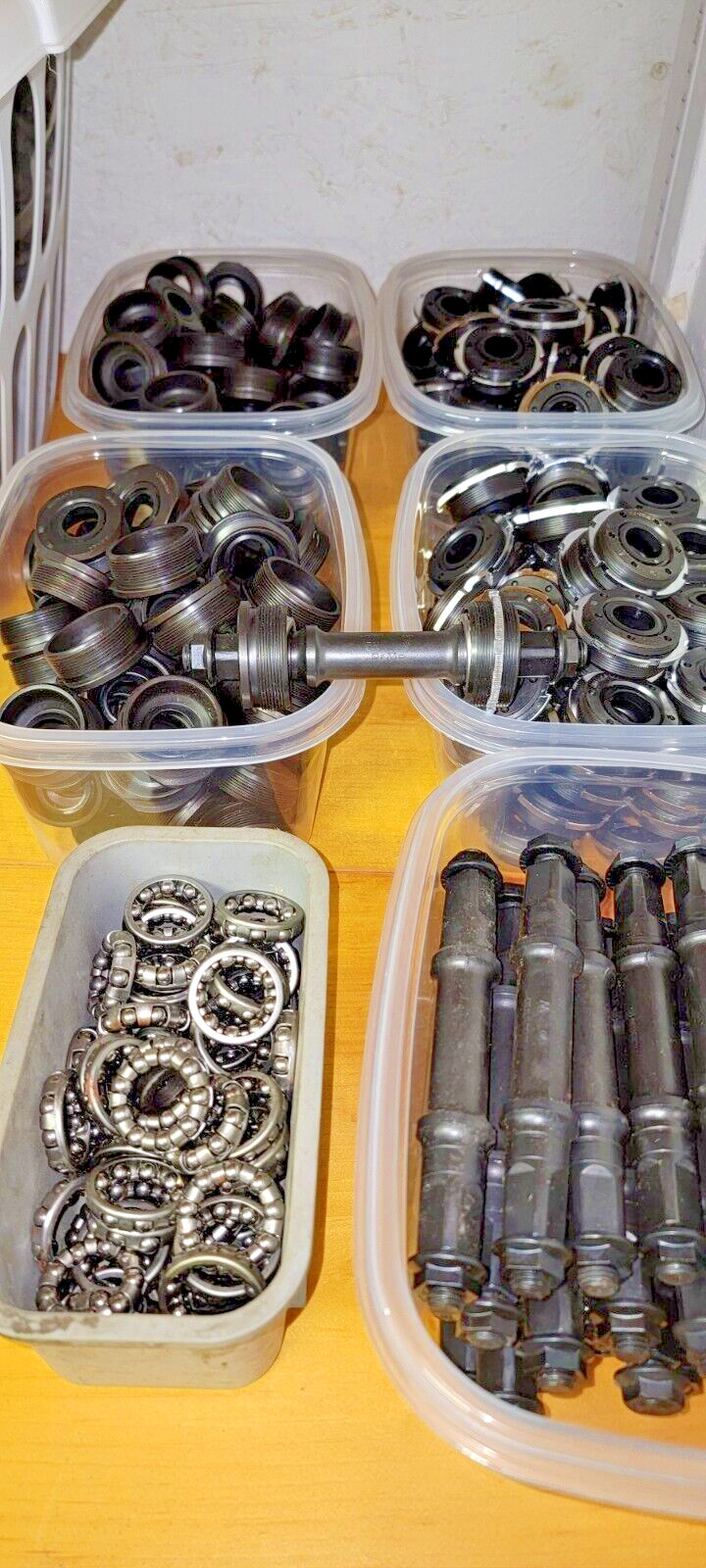 Shimano Bottom Bracket Includes Nutted 5H 116 Spindle, ITA 70 36x24T Vintage