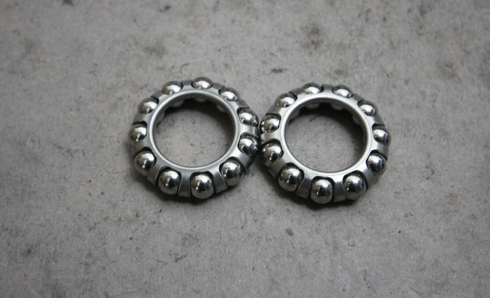 Suntour Superbe Pro BB SB10 I Bottom Bracket / 114.5 mm / 70mm / 36x24T ITA